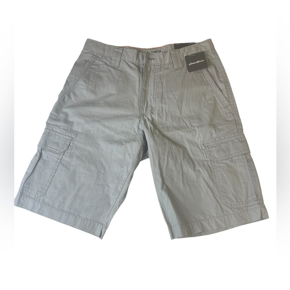 Eddie Bauer men’s relaxed fit cargo shorts size 30‎ Nwt
